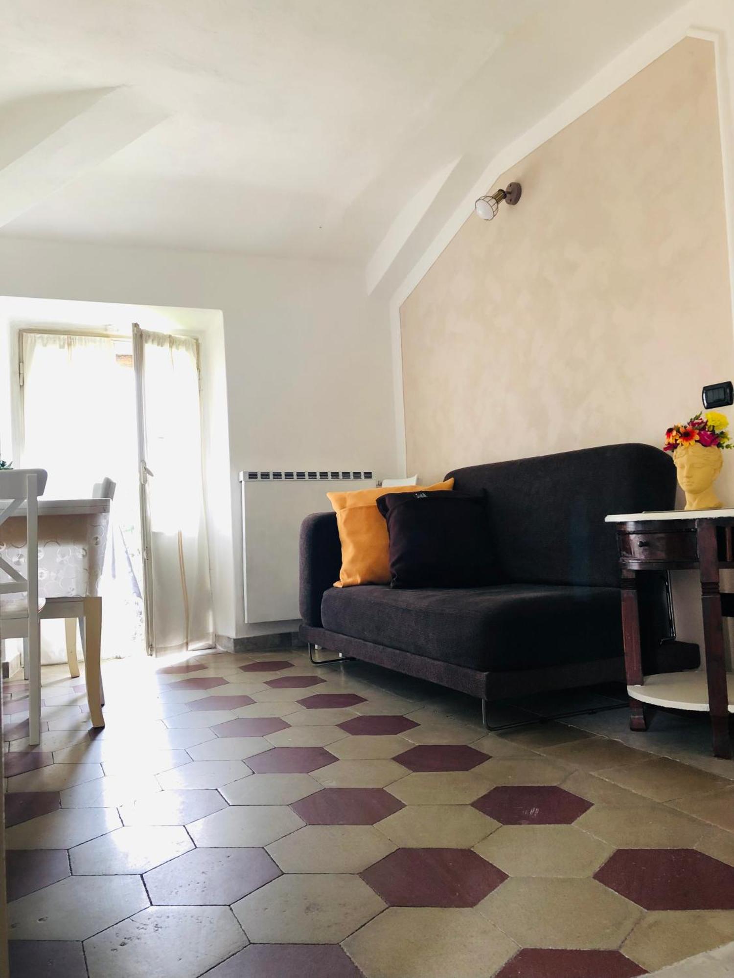 Apartamento Casa Di Aristide Erba Exterior foto